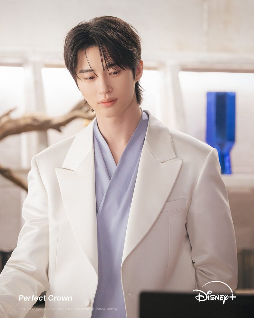 สิ้นสุดการรอคอย! ไอยู-บยอนอูซอก ควงคู่เผยภาพเซตแรก