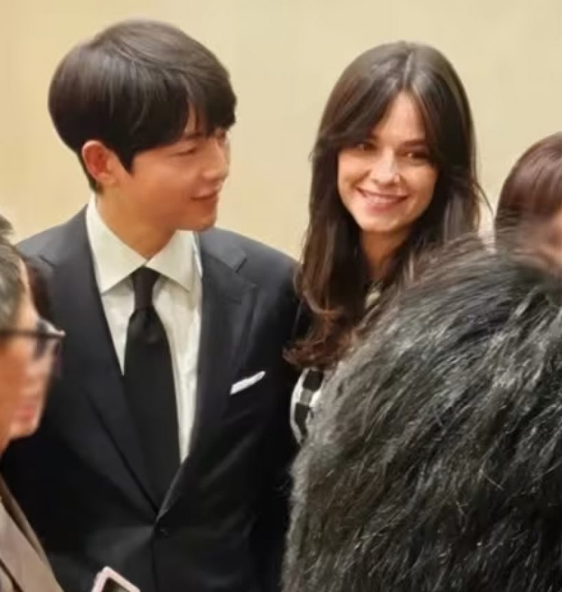 ไวรัลกระฉูด! ประโยคเด็ดซงจุงกิ กลางงานแบรนด์ดัง