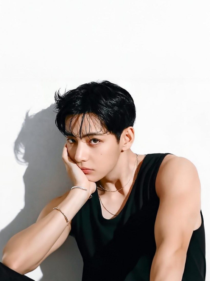 หล่อไร้ที่ติ! ซุปตาร์หนุ่มคว้า ตำเเหน่งหล่อสุดในโลก 7 ปีซ้อน