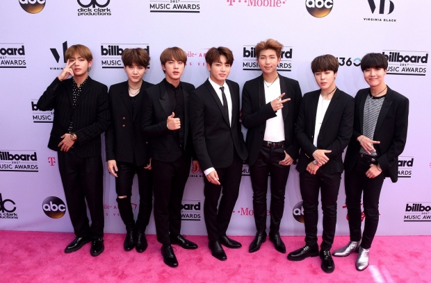 BTS สมบัติของชาติเกาหลีใต้ บอยแบนด์ที่ไปไกลกว่าคำว่า “ศิลปิน”