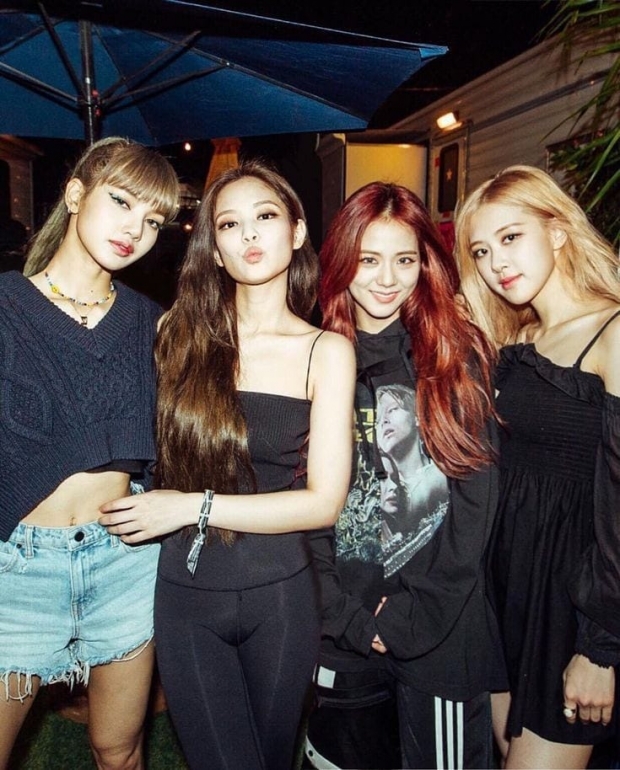 ชาวเน็ตทวงYGถึงโปรเจคต์เพลงเดี่ยวสมาชิกBLACPINK คนอื่นนอกจากเจนนี่