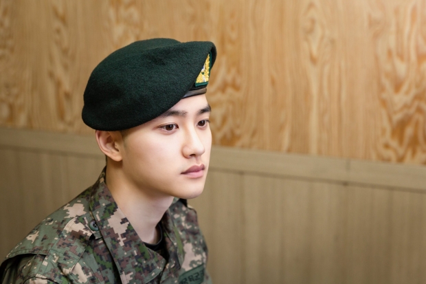 เปิดภาพ D.O. EXO - ยุกซองแจ BTOB ในเครื่องแบบ ปฏิบัติหน้าที่รับใช้ชาติ