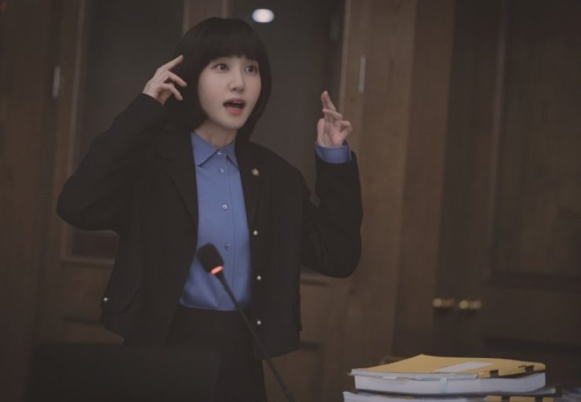 ทนายอูยองอู Extraordinary Attorney Woo ลาจอด้วยเรตติ้งทุบสถิติ