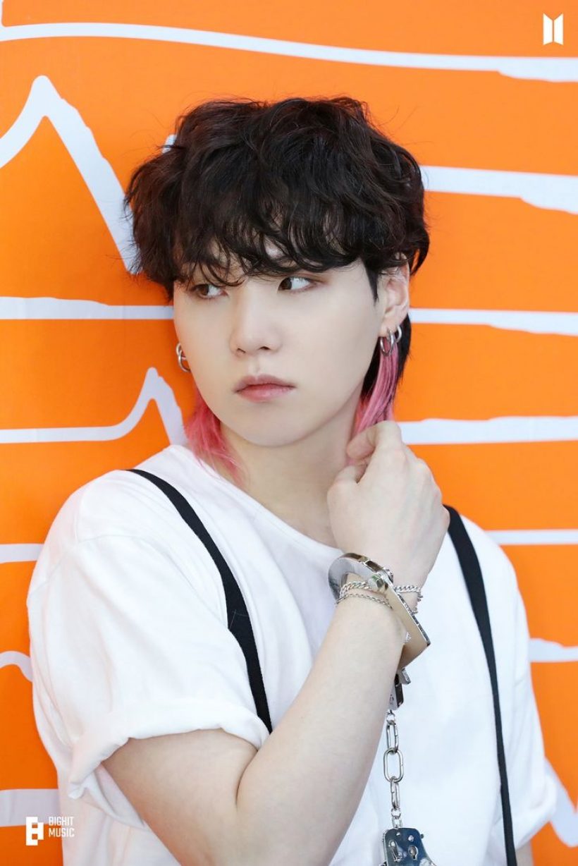 สาวๆทำใจรอ..SUGA (BTS) กำลังจะรับราชการทหาร