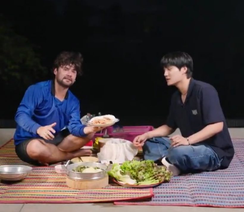 kai EXO นั่งปูเสื่อจกข้าวเหนียว กินส้มตำกับ เซียนหรั่ง แซ่บคัก!