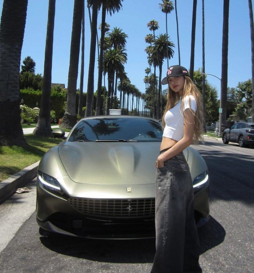 เปิดกรุ 6 รถยนต์หรูของ ลิซ่า มูลค่ารวมกว่า 200 ล้านบาท