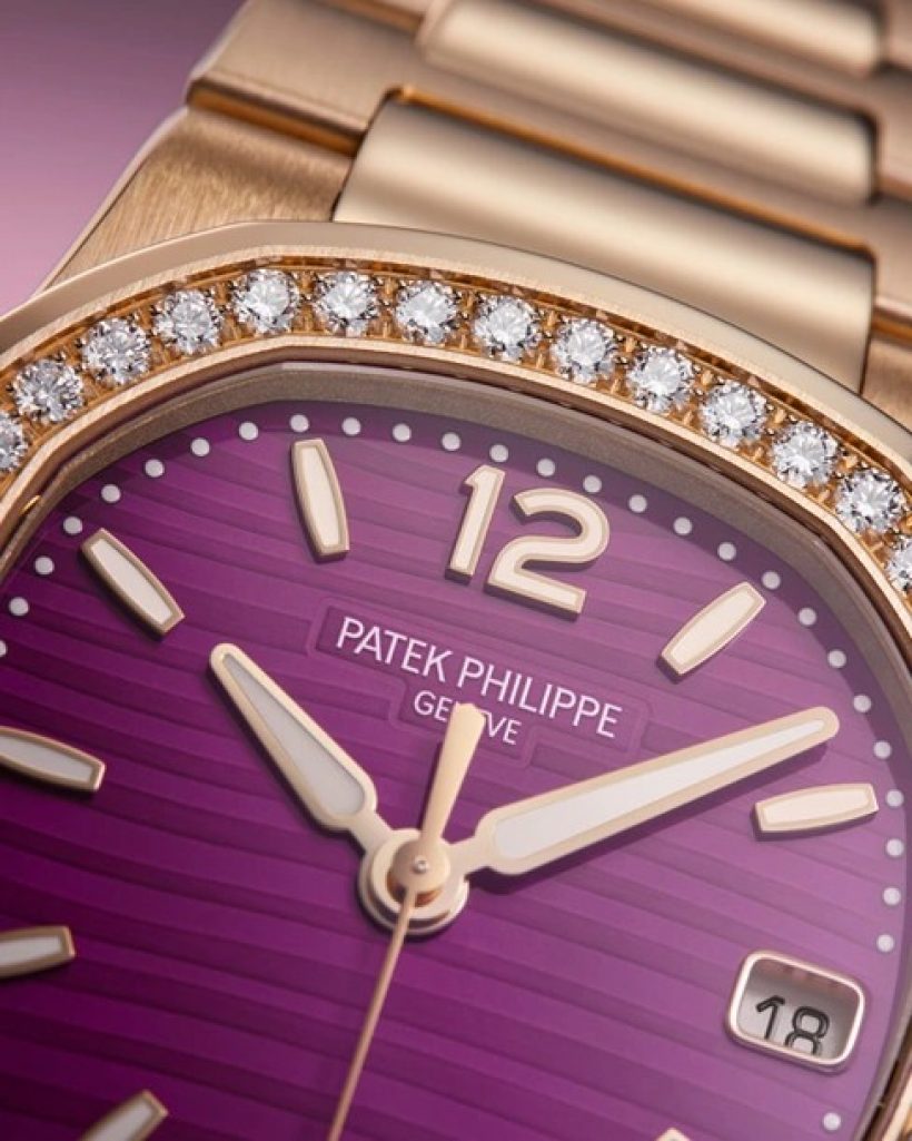 ลิซ่า นั่งกินมื้อเย็นง่ายๆ เเต่รู้ราคานาฬิกาเเล้วต้องร้องกรี๊ด!