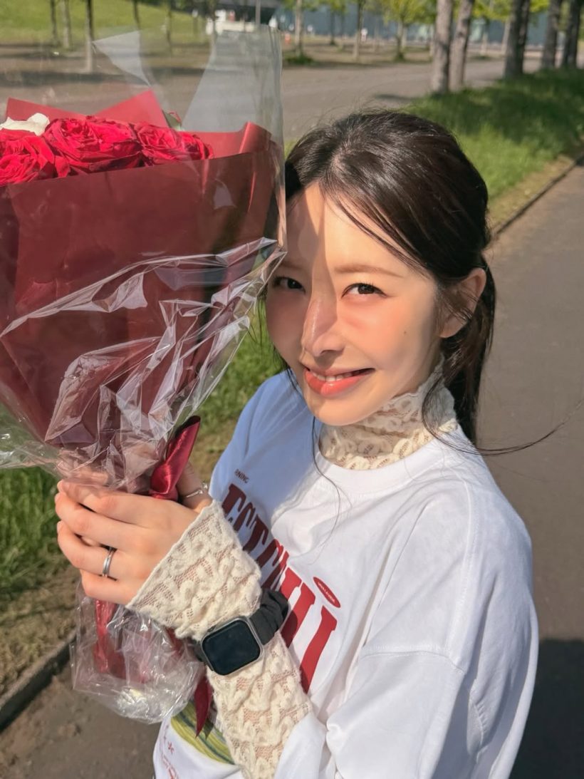 บอกลาคานทอง! นักแสดงสาวถูกหนุ่มคุกเข่าสวมแหวนแล้ว
