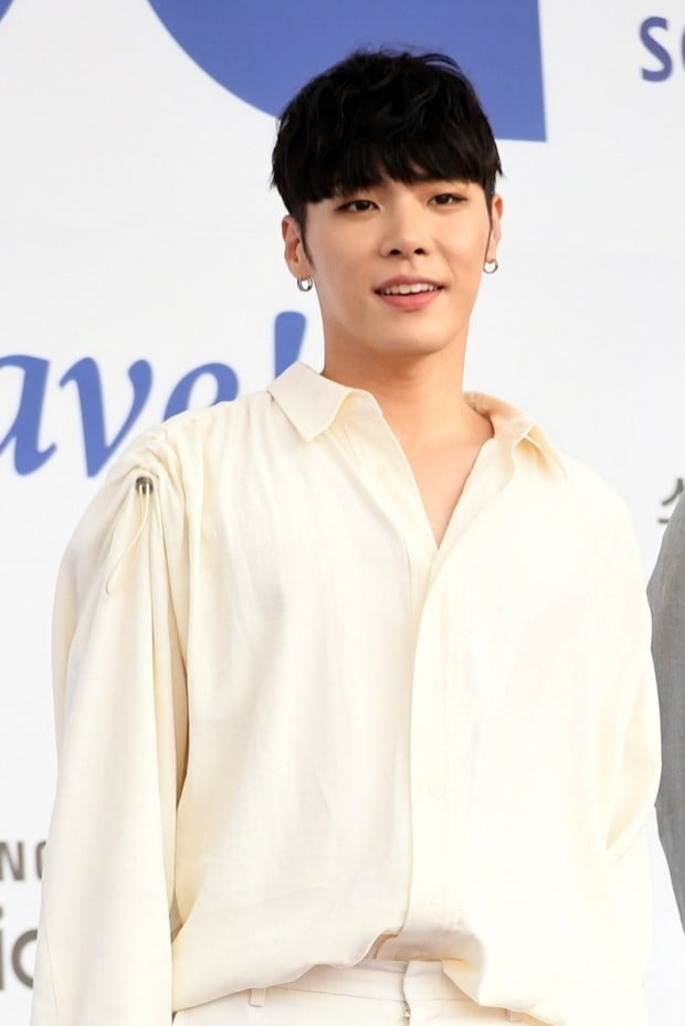 ตำรวจพบ Wheesung นักร้องชื่อดัง หมดสติในห้องน้ำพร้อมเข็มฉีดยา