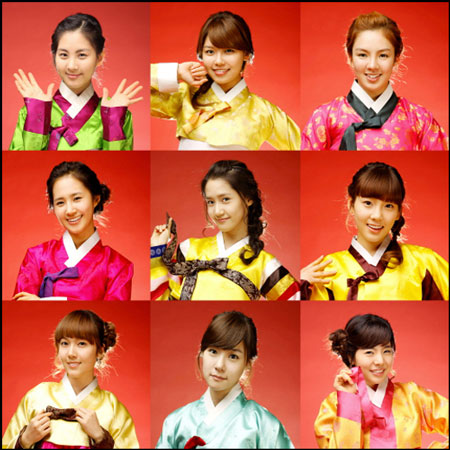 สาว ๆ Girls Generation ในชุดฮันบก
