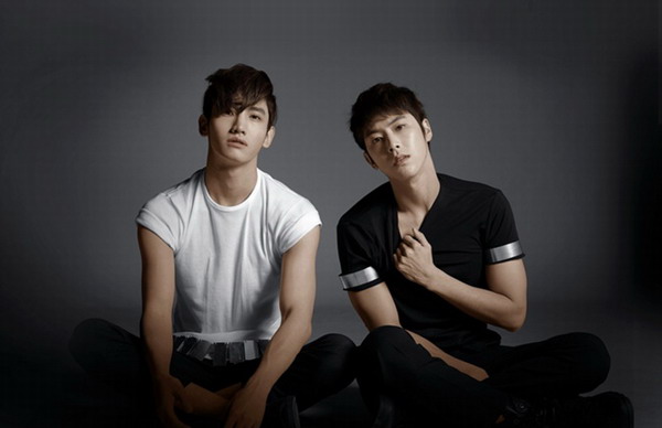 “TVXQ” เตรียมเปิดใจช่วงเวลายากลำบาก