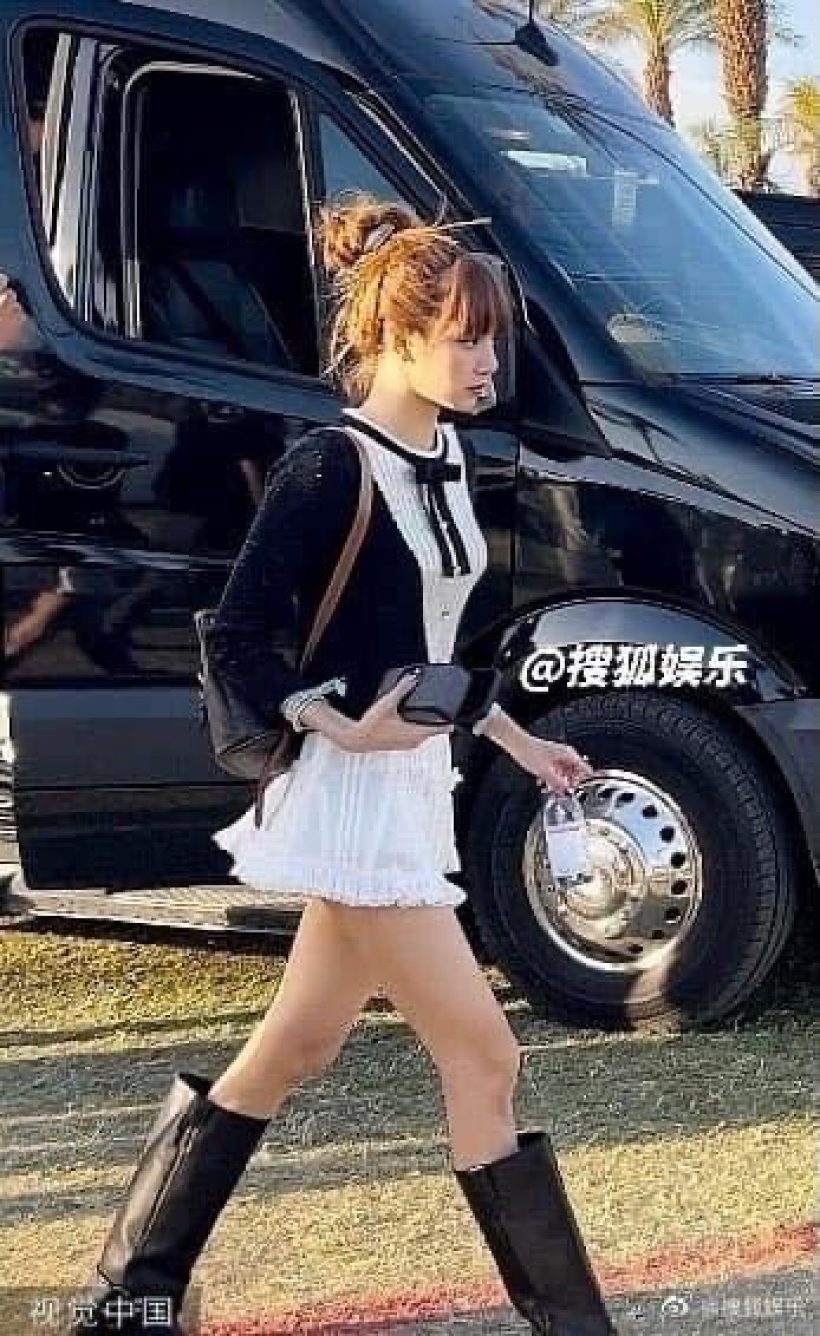 ดาวเด่น! ส่องลุค ลิซ่าblackpink ที่งาน Coachella วันนี้สวยน่ารักคนมองทั้งงาน