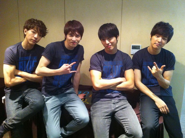 กรณีฟ้องร้องละเมิดลิขสิทธิ์ระหว่างวง CNBLUE และ Crying Nut จากผู้เกี่ยวข้องทั้ง 3 ฝ่าย