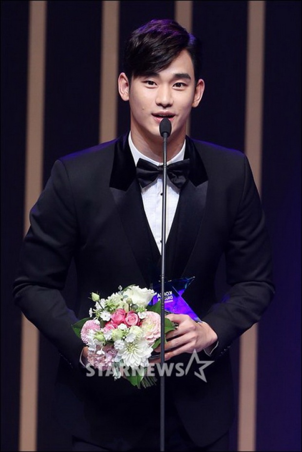 คิมซูฮยอนคว้ารางวัลแดซังนำทีม My Love From The Star กวาด 5 รางวัลใน KDA2014