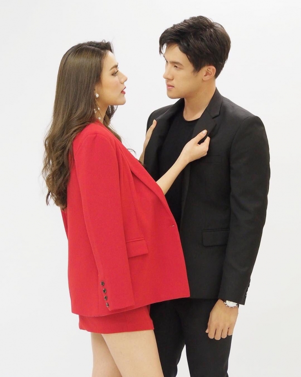 OMG! เปิดภาพเเฝด เดือนหยาด-พิลาสลักษณ์ ดูชัดๆสองเสน่หา 2 เวอร์ชั้น