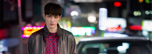 Kim Jae Joong แสดงเป็น Jang Dong Chul / Heo Yong Dal