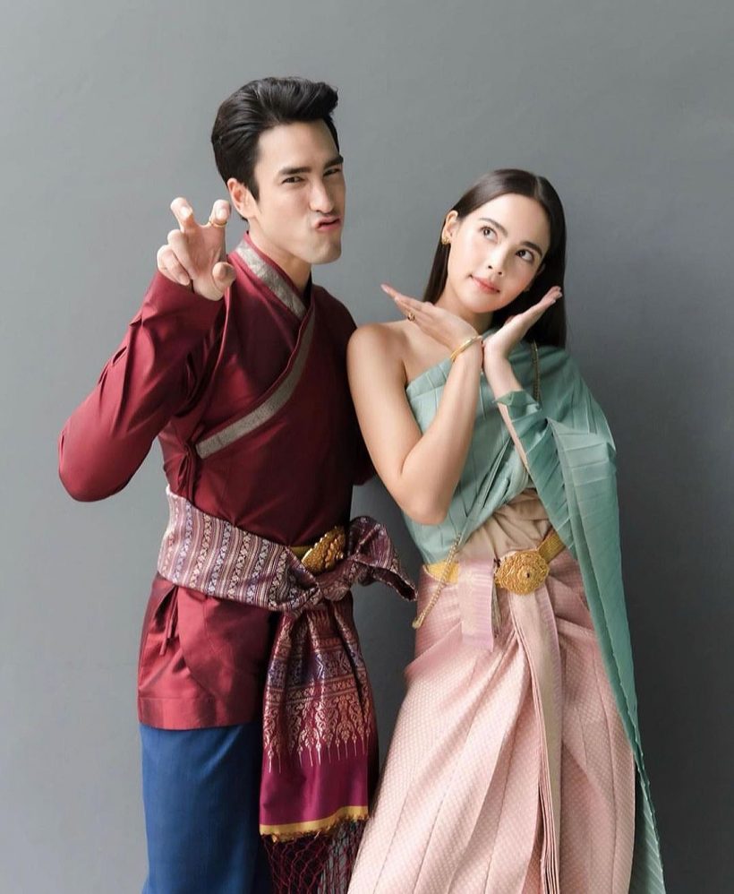 ตะลึงเลย!!ญาญ่า ห่มสไบนุ่งจีบหน้านาง สวยอย่างกับหลุดมาจากอยุธยา!