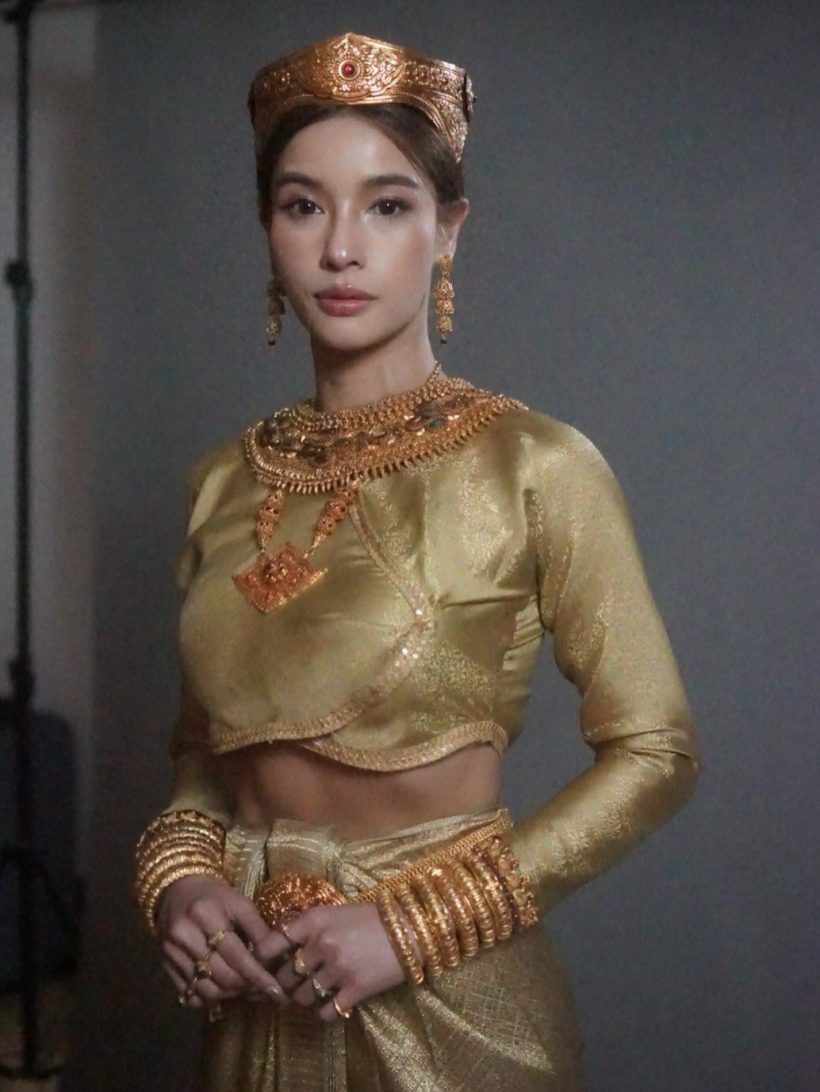 ชาวเน็ตตะลึงงัน! วิว วรรณรท เป็นพระสุพรรณกัลยา ที่สมบูรณ์เเบบ