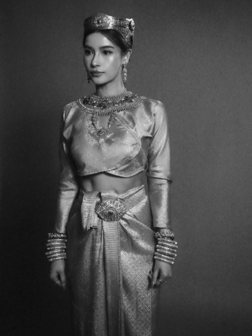 ชาวเน็ตตะลึงงัน! วิว วรรณรท เป็นพระสุพรรณกัลยา ที่สมบูรณ์เเบบ