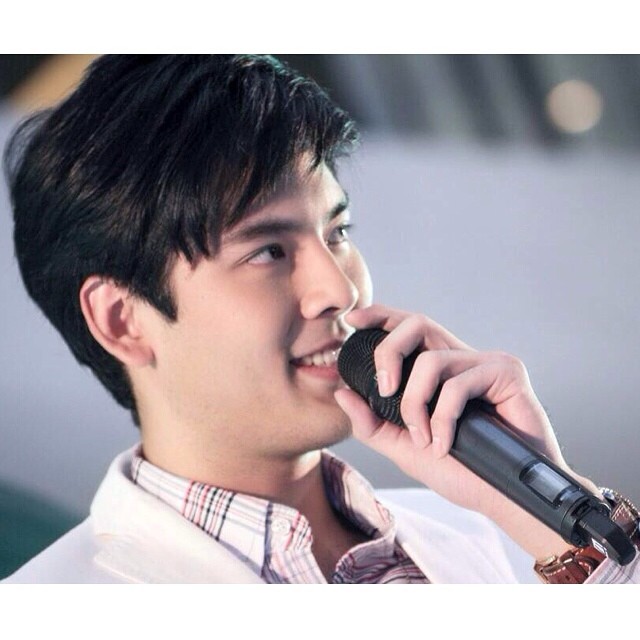 บอม ธนิน