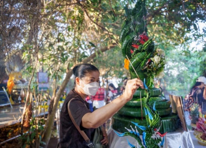 ซีรี่ส์พญานาคมาแน่! แดง ธัญญา จัดบวงสรวงใหญ่ปู่อือลือ