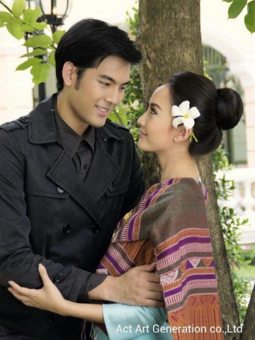 บอม ธนิน - แต้ว ณฐพร