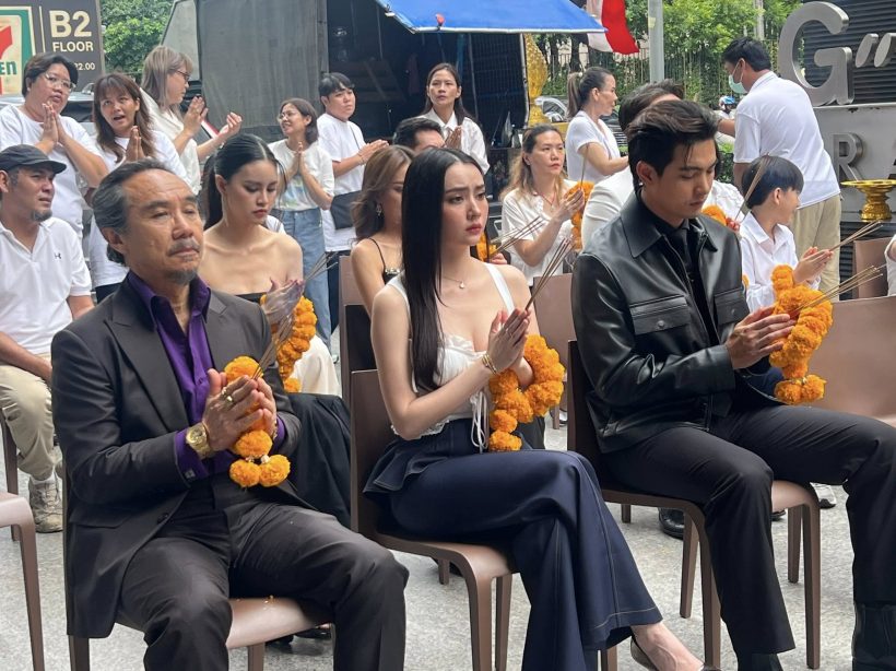 สุดเซอร์ไพรส์ 2 อดีตพระนางหมอชิต ล่าสุดโผล่ช่องวัน 31