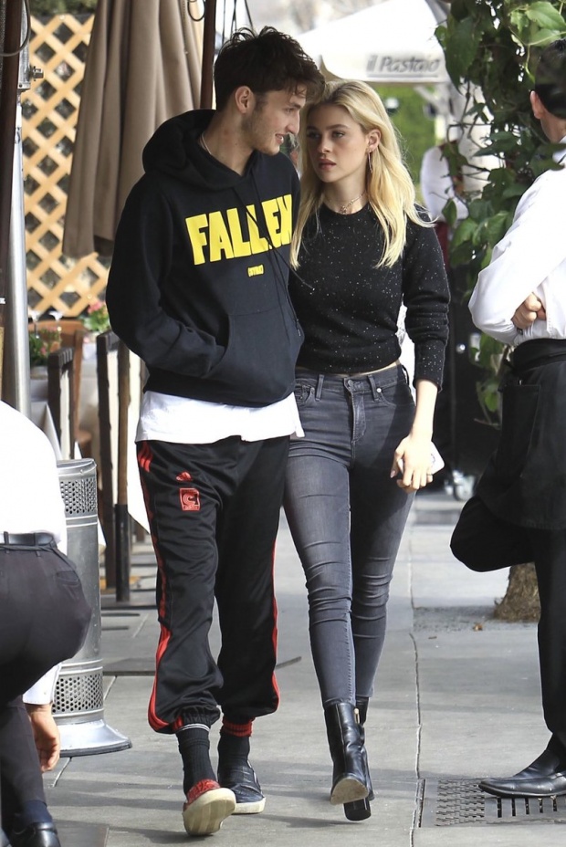  Anwar Hadid กำลังเดท Nicola Peltz ยืนยันข่าวลือผ่านรูปคู่ไอจี