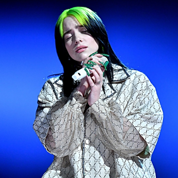 ดราม่าล่าสุด ภาพของ Billie Eilish โดนชาวเน็ตเเห่วิจารณ์รูปร่างที่ไม่เหมือนเดิม  