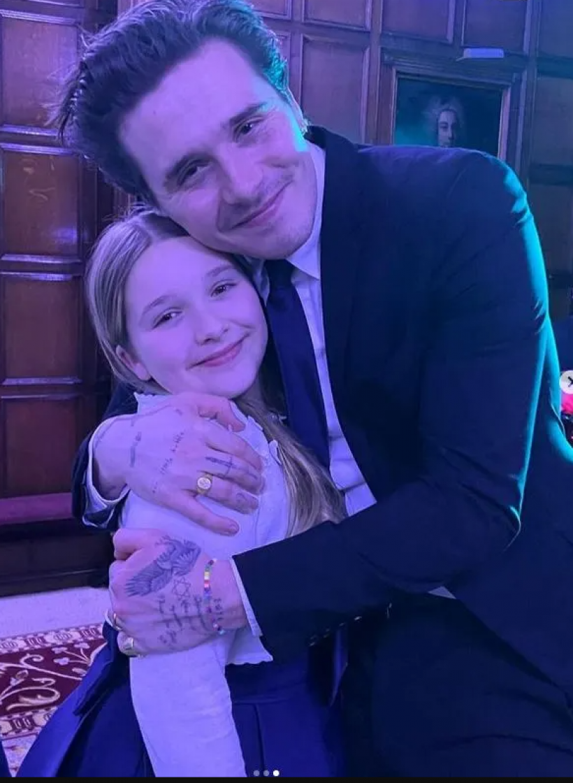 รักนะแต่ต้องบล็อก Brooklyn เครียด อยากคุยกับน้องสาวแต่ติดที่...