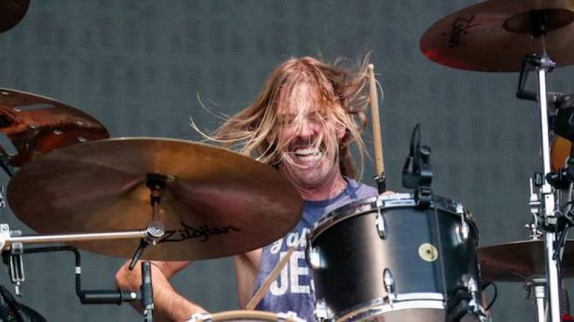 แฟนเพลงช็อก! สุดยอดมือกลอง Foo Fighters เสียชีวิตแล้ว