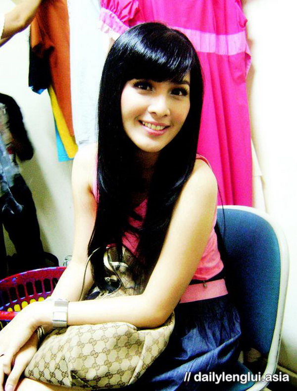 Sandra Dewi สาวสวยจาก อินโดนีเซีย