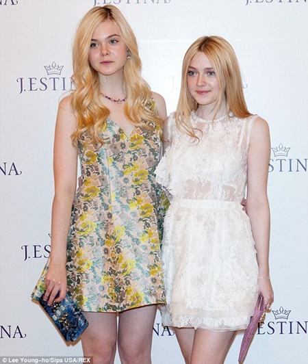 Dakota Fanning & Elle Fanning