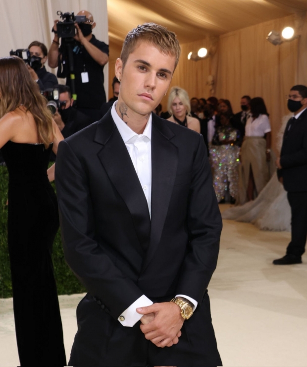 ฮือฮา! จัสติน ควงภรรยาร่วมMet Gala แต่ช็อตนี้ท้องหรือเปล่า?