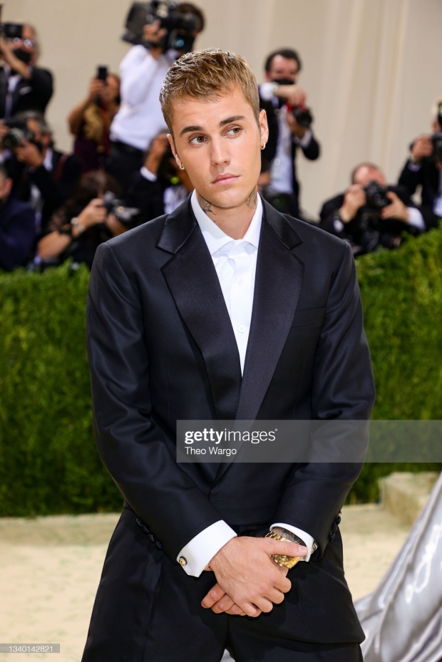 ฮือฮา! จัสติน ควงภรรยาร่วมMet Gala แต่ช็อตนี้ท้องหรือเปล่า?