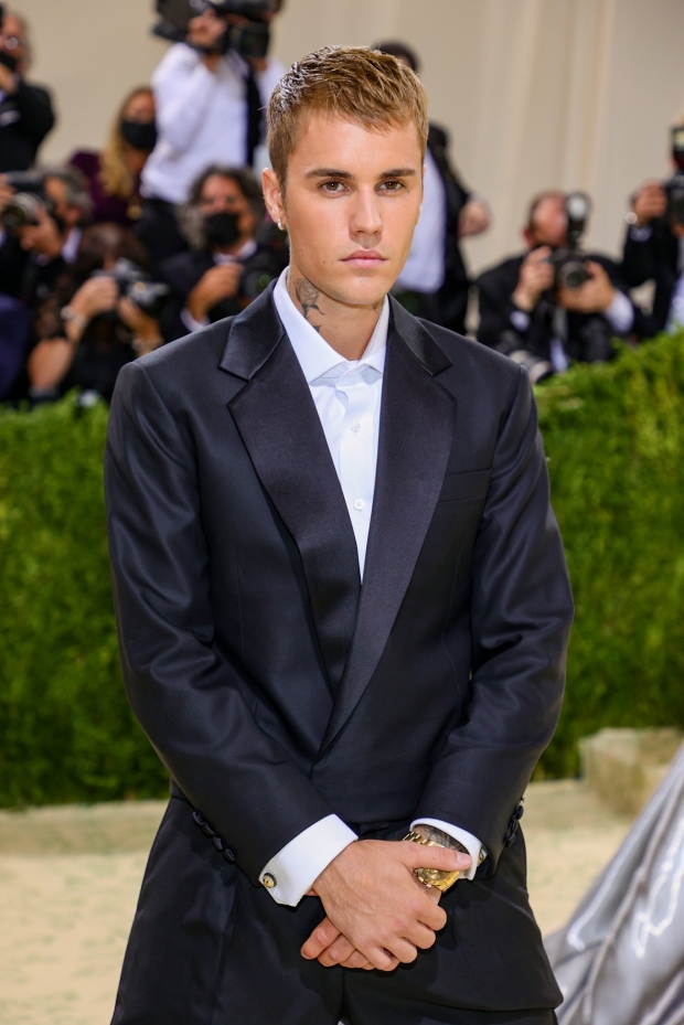 ฮือฮา! จัสติน ควงภรรยาร่วมMet Gala แต่ช็อตนี้ท้องหรือเปล่า?