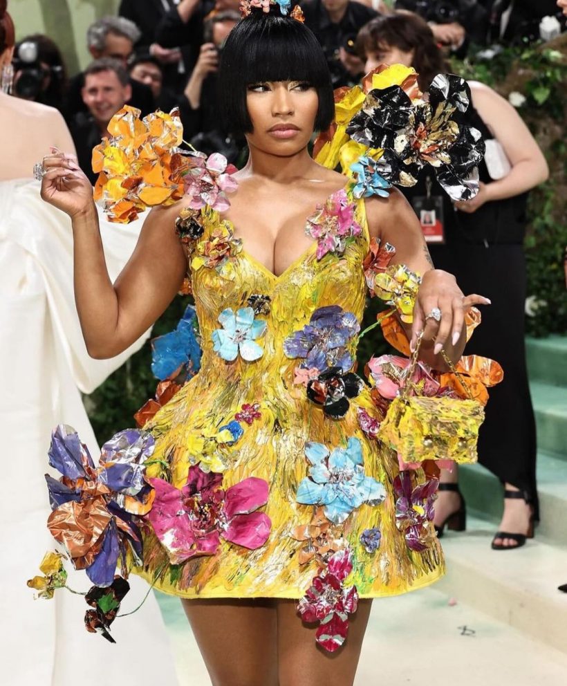 มัดรวมเเฟชั่นคนดังเดินพรมเเดง  Met Gala 2024 ชุดใครปัง-พัง! 