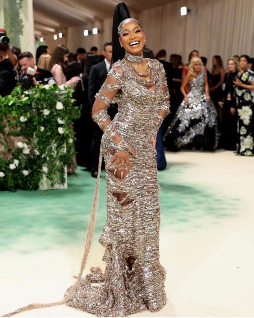 มัดรวมเเฟชั่นคนดังเดินพรมเเดง  Met Gala 2024 ชุดใครปัง-พัง! 