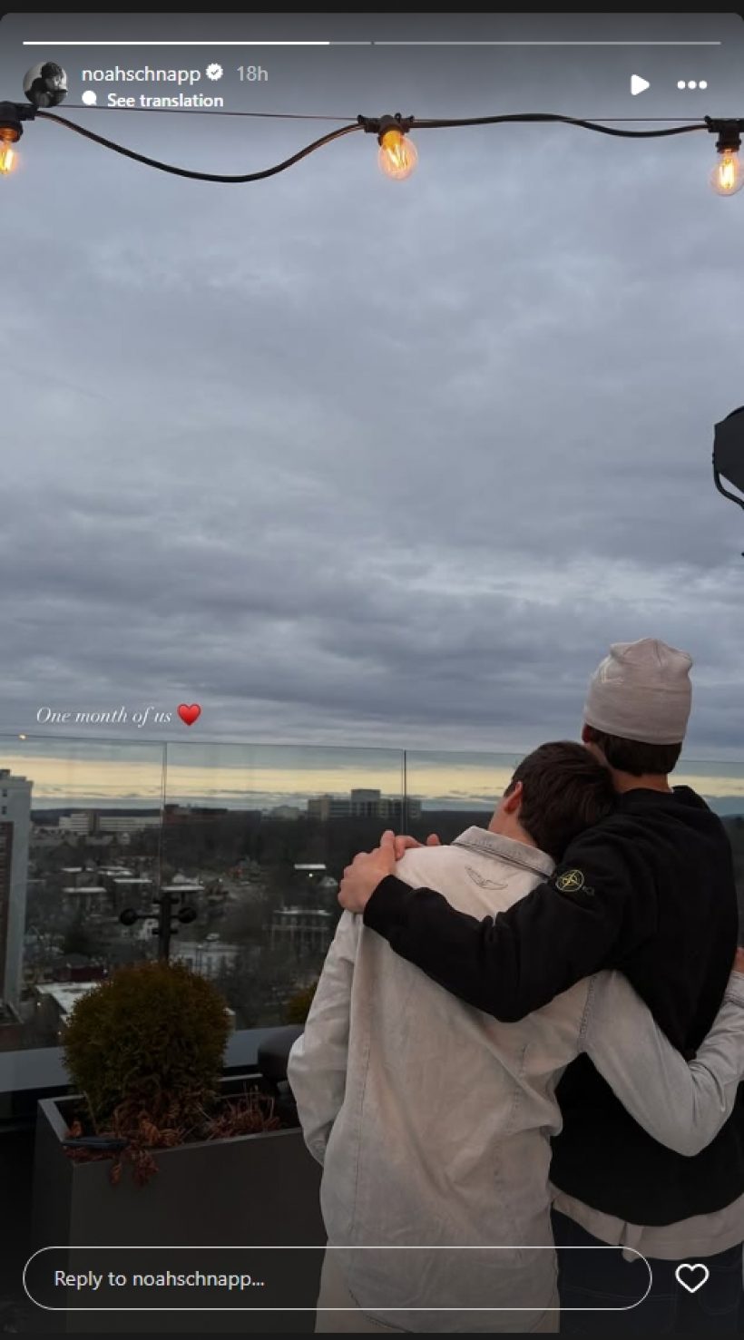 ฟินยกด้อม! พระเอกดังอวดโมเมนต์หวานฉ่ำกับหนุ่มปริศนา?!