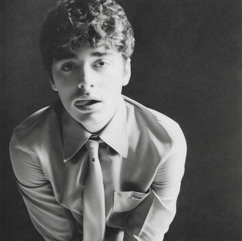 ฟินยกด้อม! พระเอกดังอวดโมเมนต์หวานฉ่ำกับหนุ่มปริศนา?!