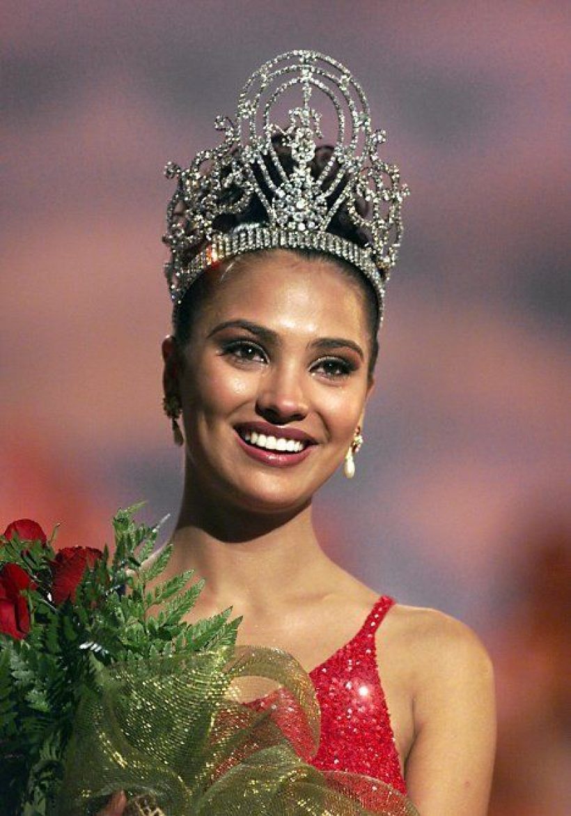 ลาร่า ดัตตา (Lara Dutta) มิสยูนิเวิร์ส 2000