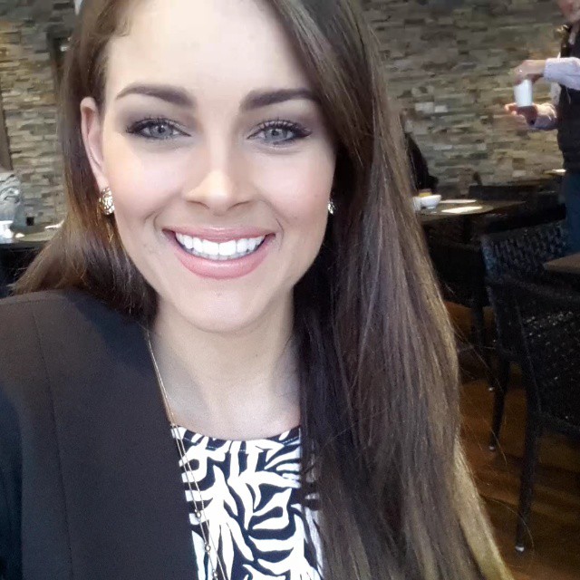 โรลีน สเตราส์(Rolene Strauss ) 