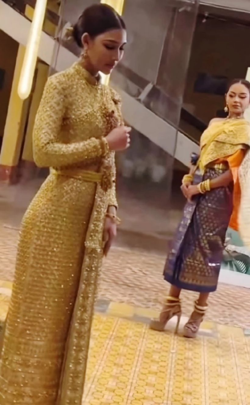 ทัวร์ไทยลง นางงามเขมรใส่ชุดคล้ายชุดพระราชนิยม อ้างเป็นตุเป็นตะว่า...