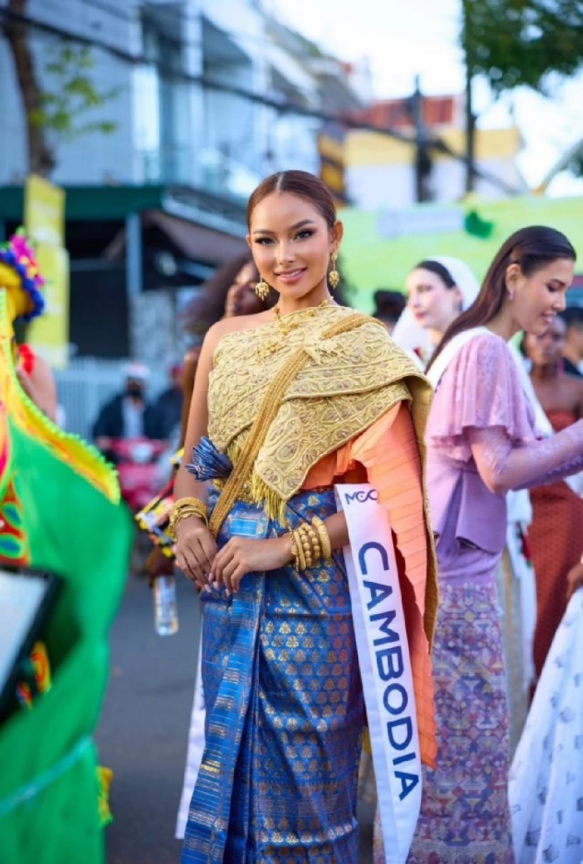 ทัวร์ไทยลง นางงามเขมรใส่ชุดคล้ายชุดพระราชนิยม อ้างเป็นตุเป็นตะว่า...