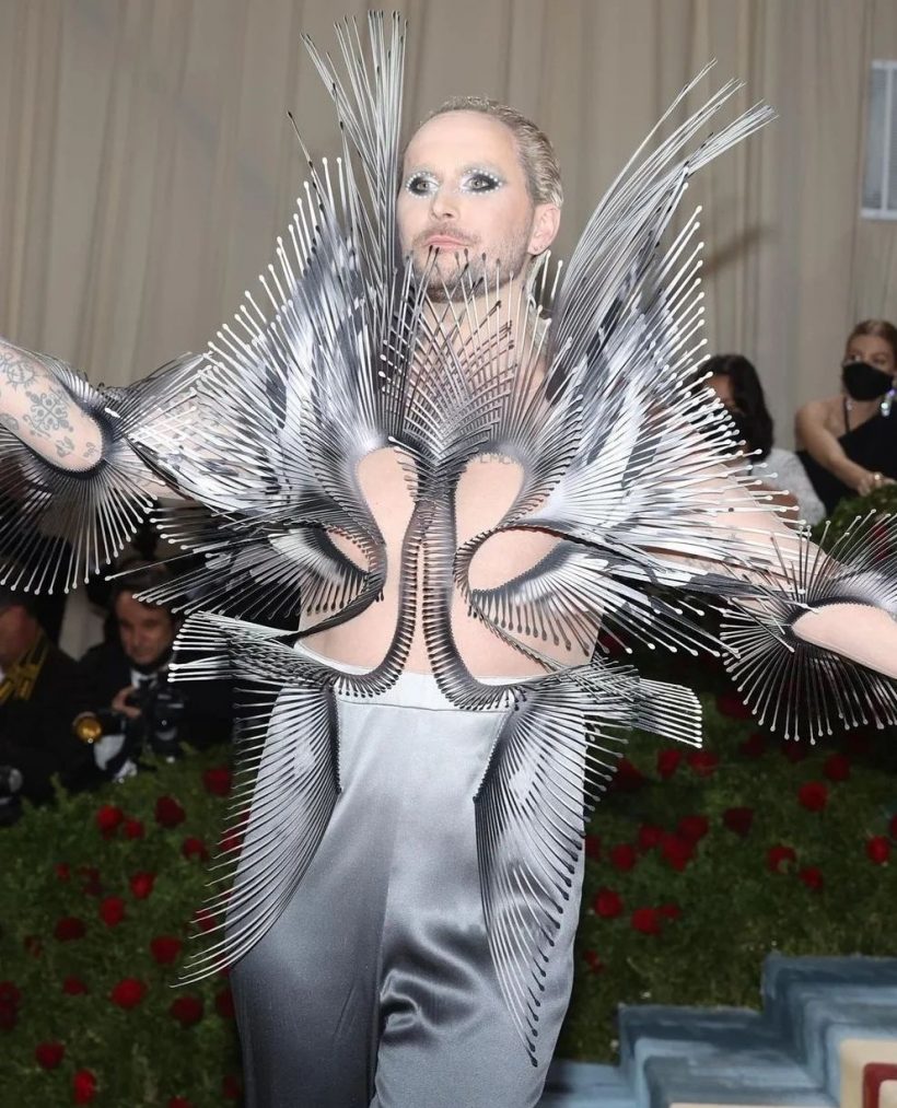 อลังการทุกคน! ส่องเเฟชั่นตัวเเม่วงการบันเทิง เดินเฉิดฉายในงานMet Gala2022