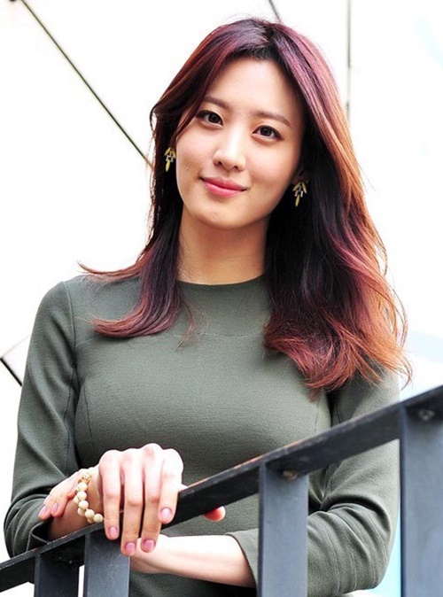 Claudia Kim