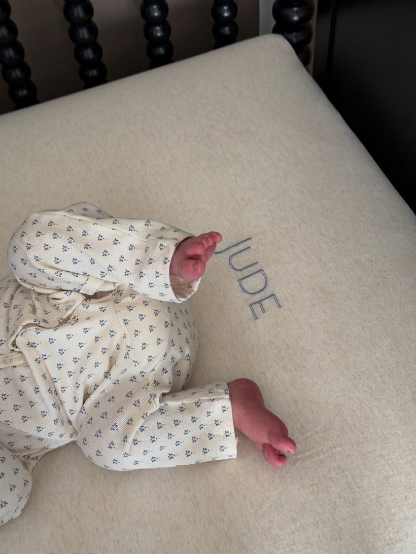 ซุปตาร์หนุ่มขึ้นเเท่นคุณพ่อ เปิดตัวลูกชายคนเเรกสุดน่ารัก