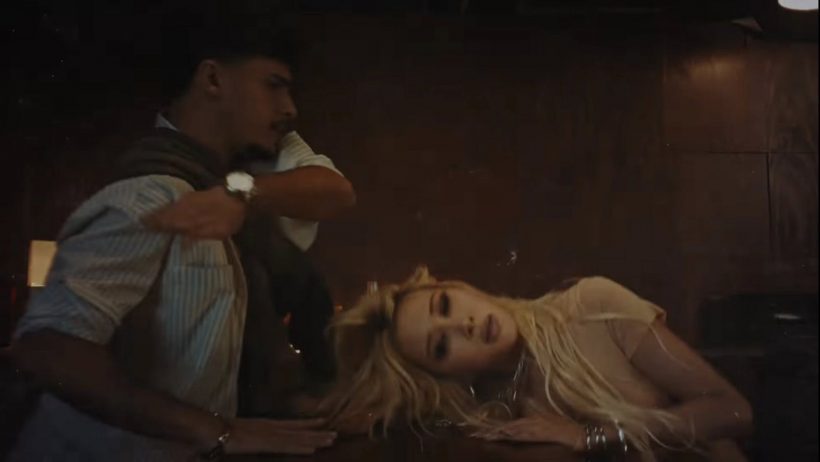 เซอร์ไพรซ์! ลูกสาวซุปตาร์โผล่ร่วมงานเกิร์ลกรุ๊ปดัง แบบไม่มีใครรู้