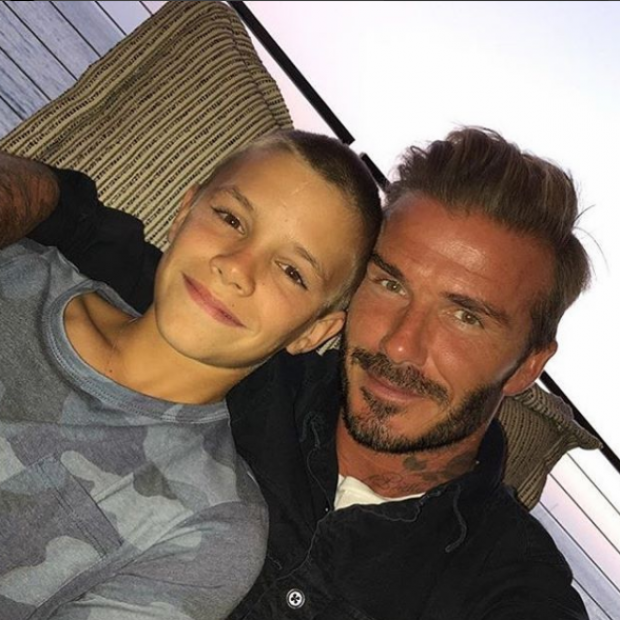 แอบส่องความหล่อละลาย!! ลูกชายคนรองตระกูล Beckham 