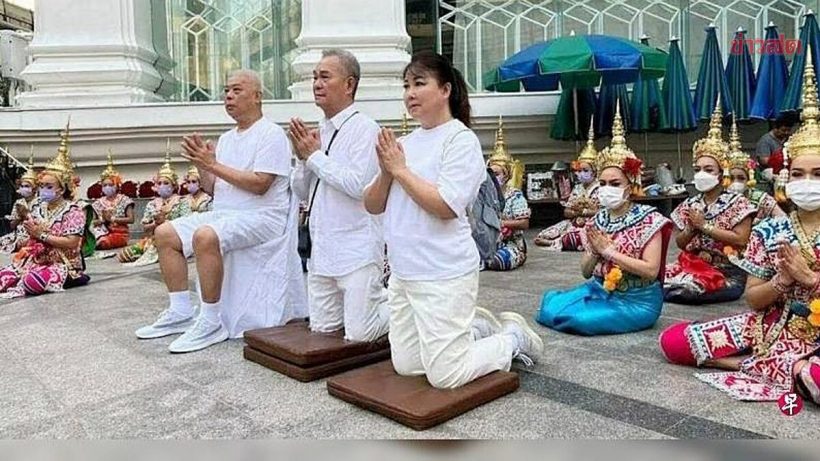 ดาราดังสิงคโปร์ ชีวิตพลิก! แก้บนชุดใหญ่ หลังมาอธิษฐานที่นี่ในไทย